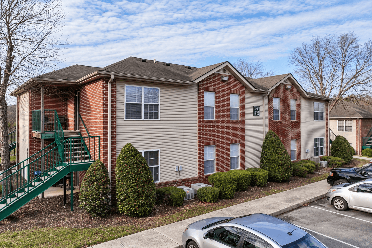 Summercrest Apartments photo 3
